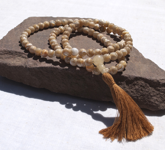 Natural Mother of Pearl Full Mala